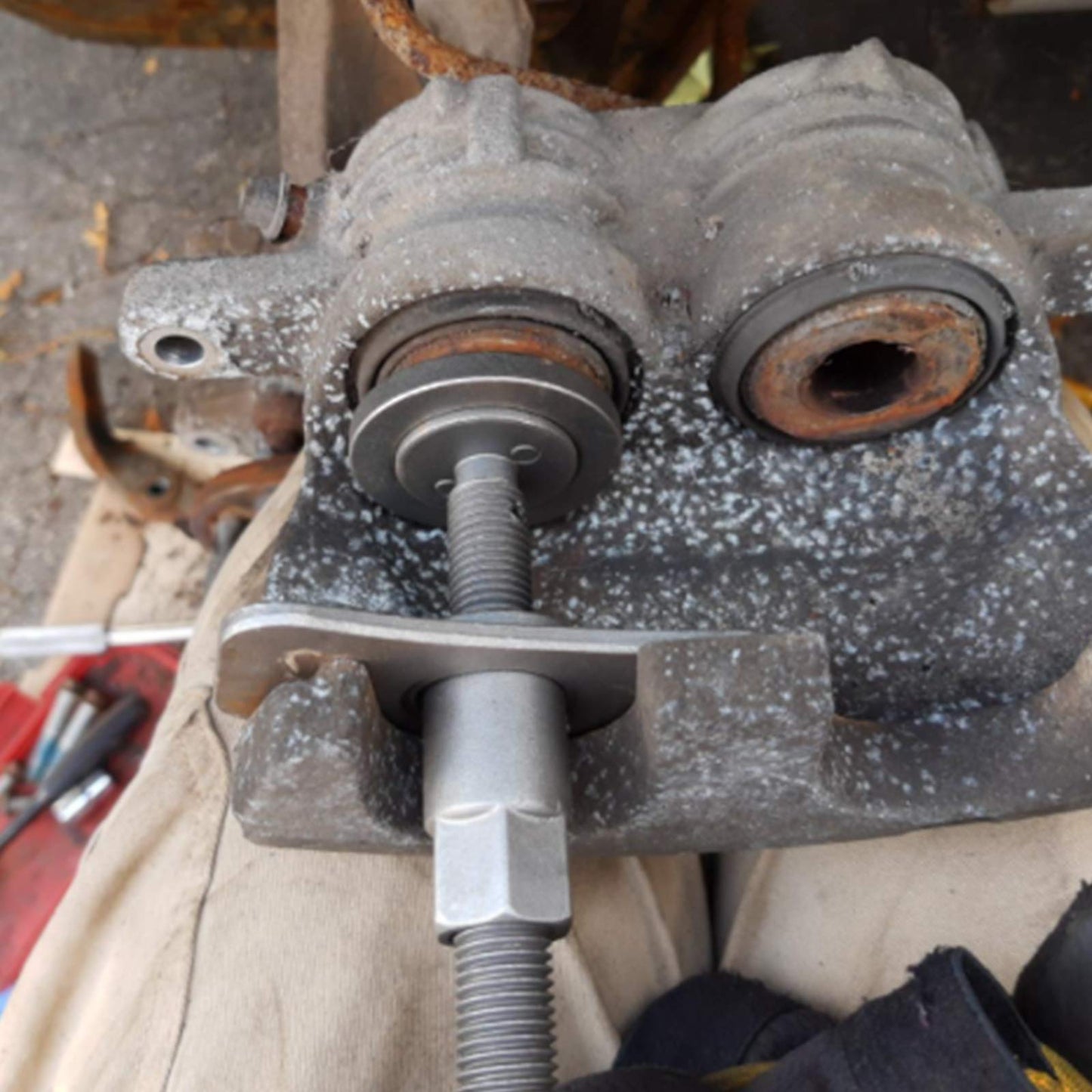 Juego de Herramientas de Rebobinado de Pistón de Pinza de Freno de Disco – 22 Piezas