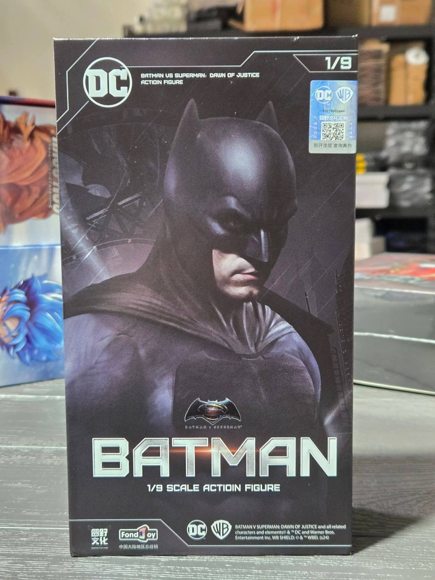 Figura de Acción Articulada Batman (Batman v Superman: Dawn of Justice - Escala 1/9)